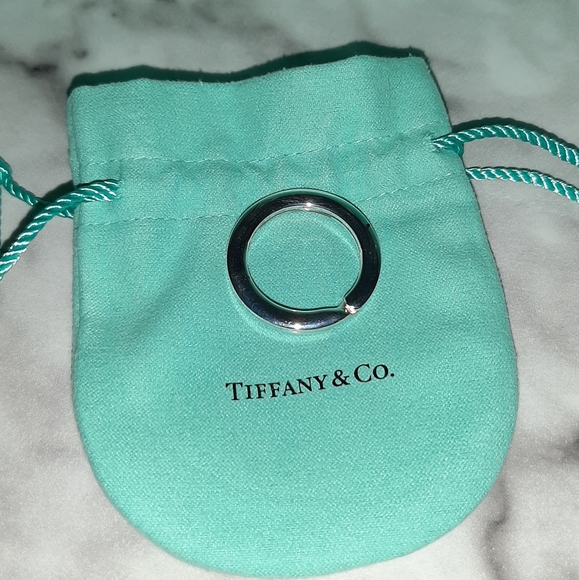 SOLD Tiffany & Co. Keyring - Picture 2 of 3